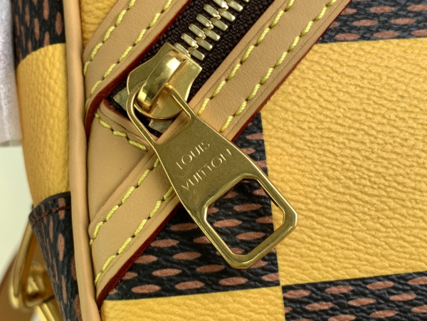 l0*is V*t0n chess messenger-24*24*8cm