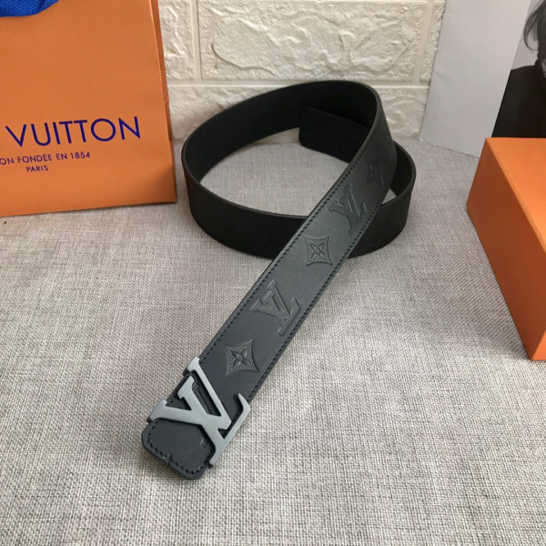 l0*is V*t0n belt