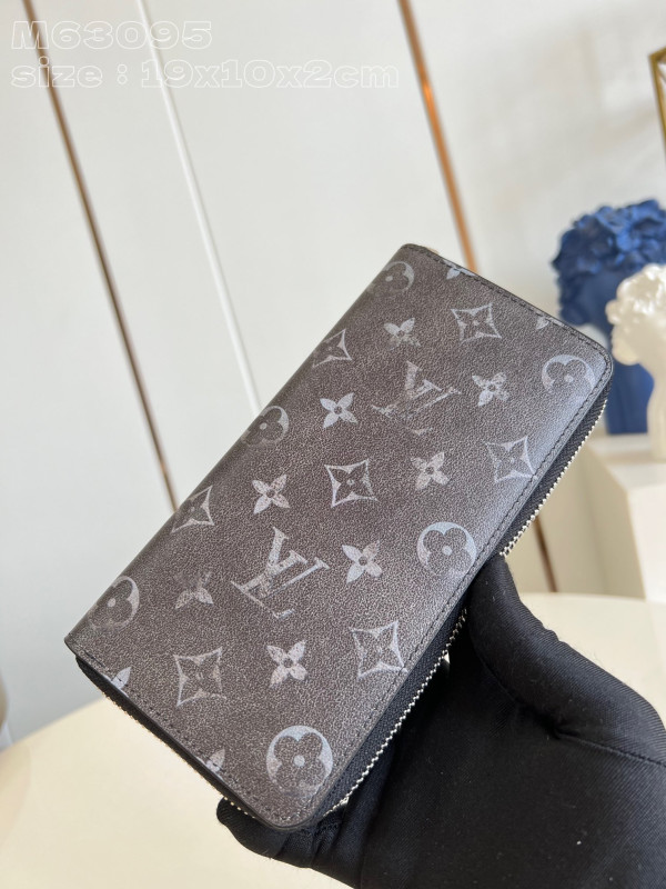 l0*is V*t0n zippy wallet-10*20*2 cm