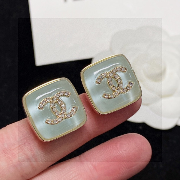 CL EARRINGS