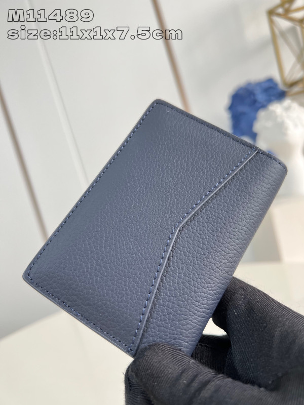 l0*is V*t0n pocket organizer-7.5*11.1*1 cm