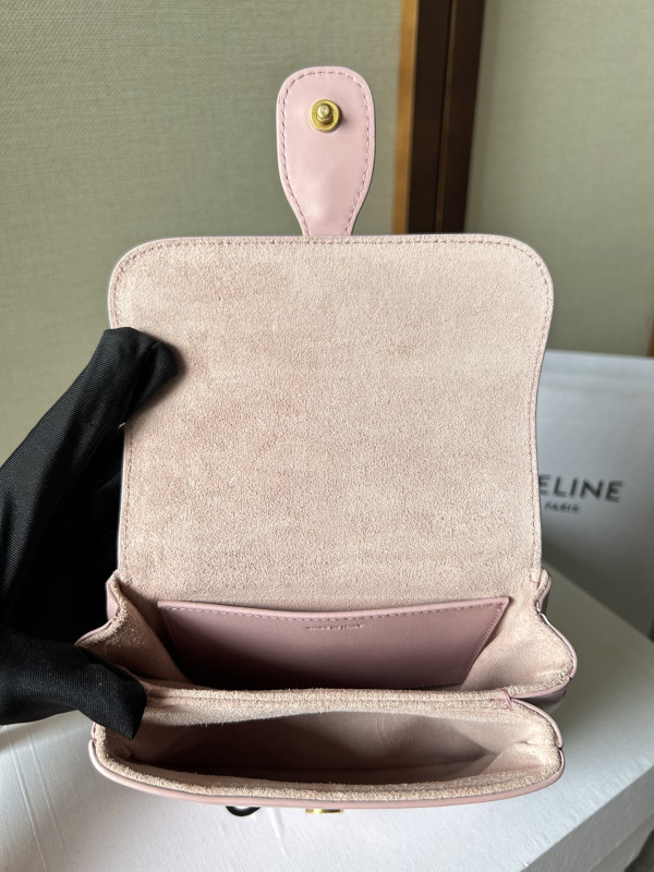 Celin* MINI CHAIN CLAUDE
