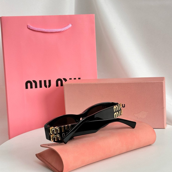 M*um*u sunglasses