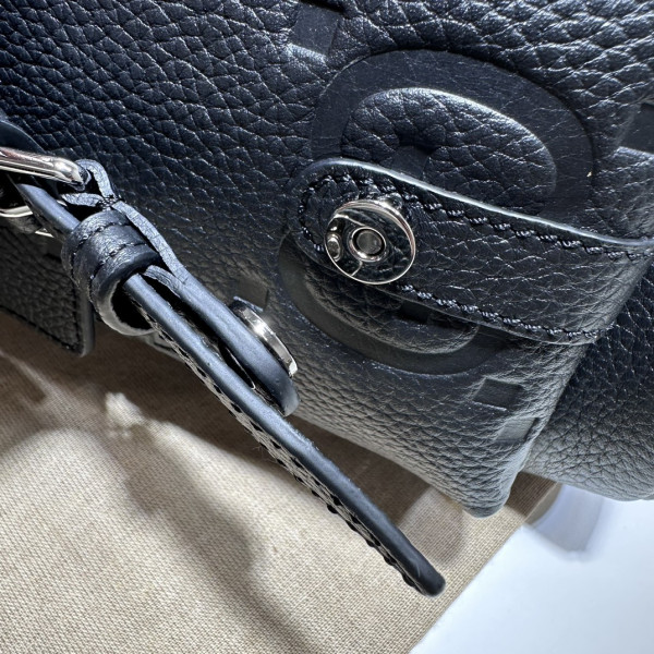 G*u*i jumbo gg backpack