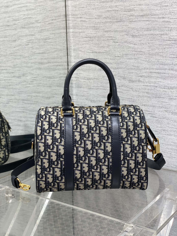 Diro Groove 25 bag