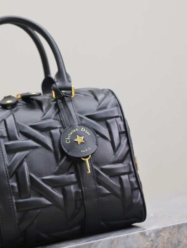 Diro Groove 25 bag