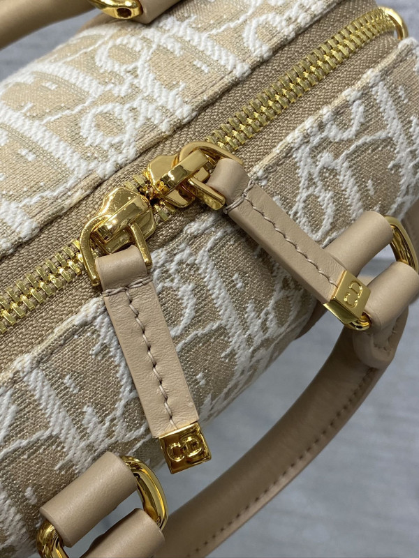 Diro Groove 17 Nano Bag