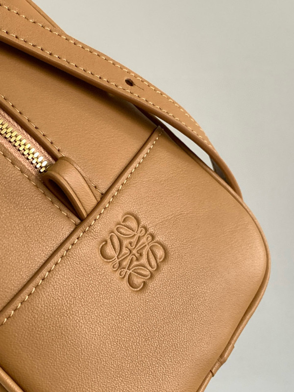 L0ew* amazona 28 bag in nappa calfskin - 28*11*18cm