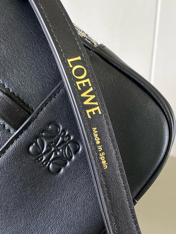 L0ew* amazona 28 bag in nappa calfskin - 28*11*18cm