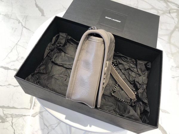 Y*L niki chain wallet