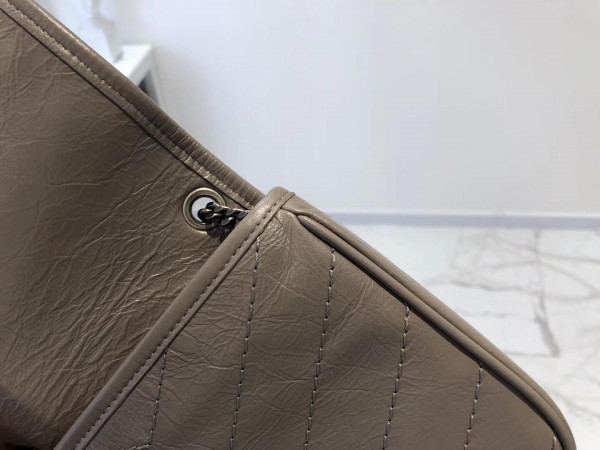 Y*L niki chain wallet